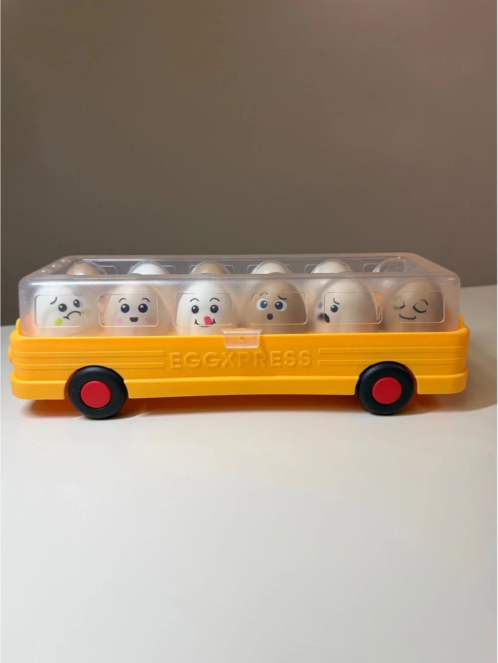Eggxpress Toy Bus with 11 of 12 Expressive Eggs
